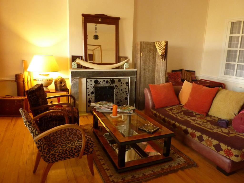 Le Dormeur Du Val Bed & Breakfast Le Mas-d'Agenais Ruang foto