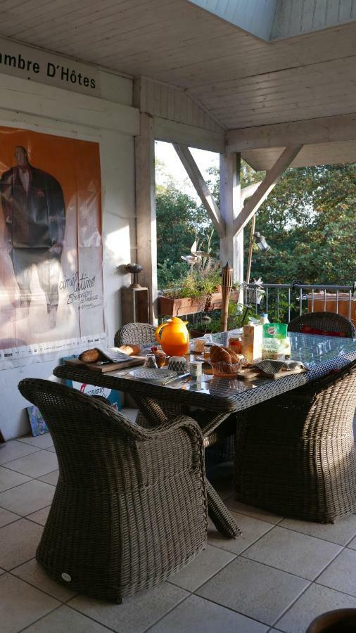 Le Dormeur Du Val Bed & Breakfast Le Mas-d'Agenais Bagian luar foto